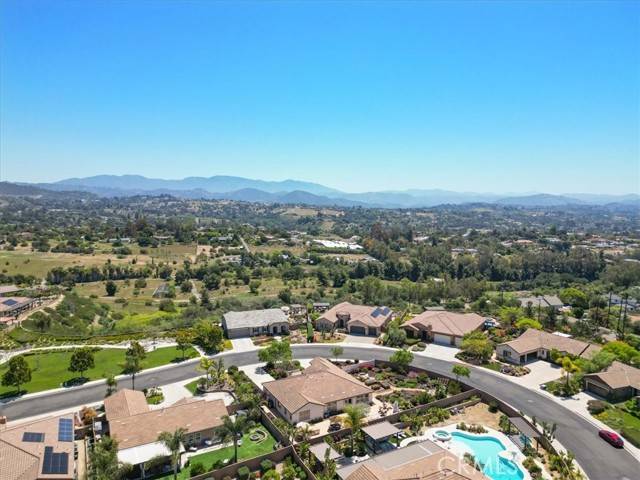 Fallbrook, CA 92028,287 Tom McGuinness Jr. Circle