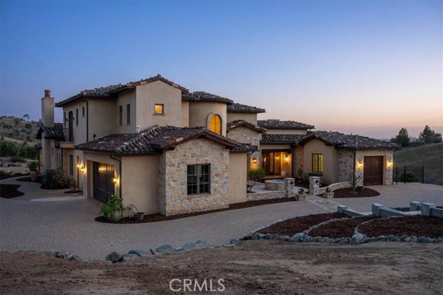 Fallbrook, CA 92028,1470 Via Chaparral