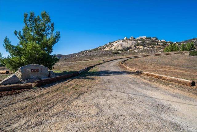 Ramona, CA 92065,17272 Oak Hollow Road