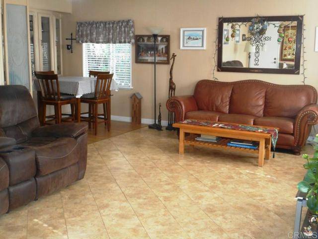 Escondido, CA 92029,1751 W Citracado #327