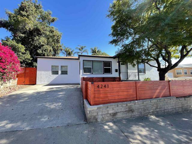 La Mesa, CA 91942,4241 70th Street