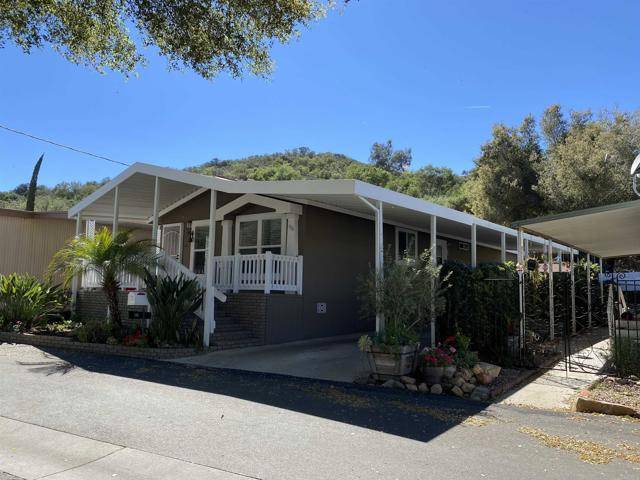 Valley Center, CA 92082,28890 Lilac #156