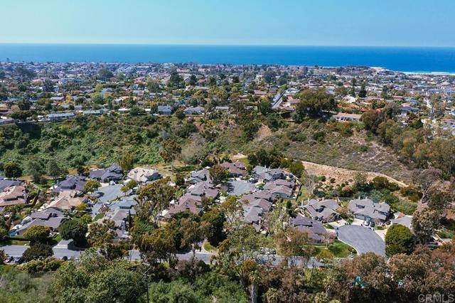 Encinitas, CA 92024,538 Rockport Court