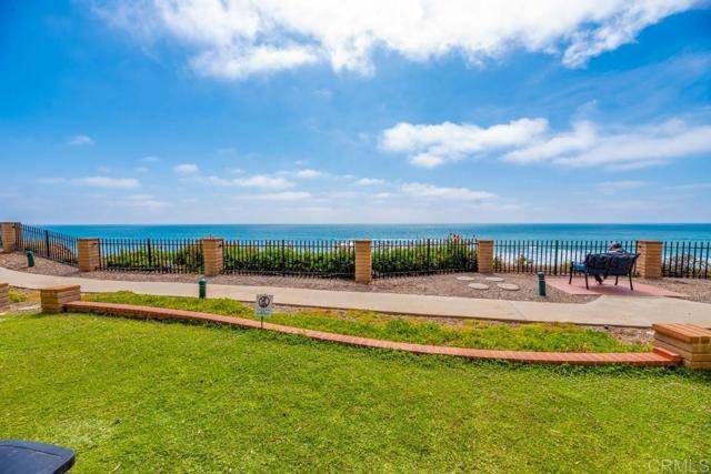 Solana Beach, CA 92075,190 Del Mar Shores Ter #13