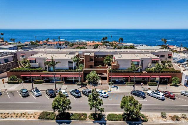 La Jolla, CA 92037,5726 La Jolla Boulevard #204