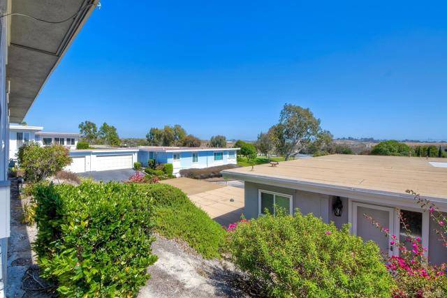 Oceanside, CA 92057,3747 Vista Campana #86