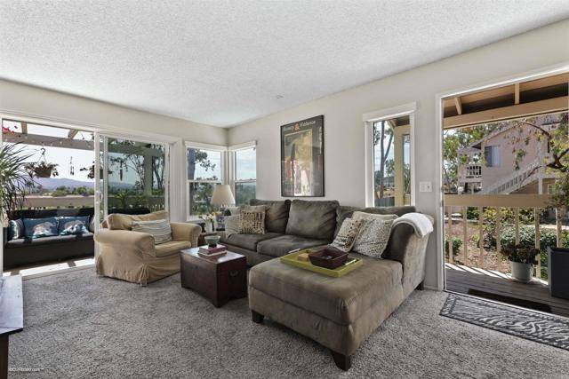 Vista, CA 92083,219 Diamond Way #214