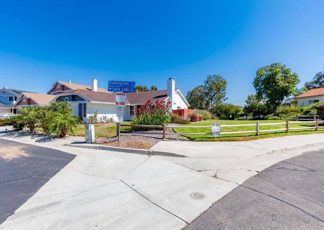 Vista, CA 92083,1249 Remington Circle