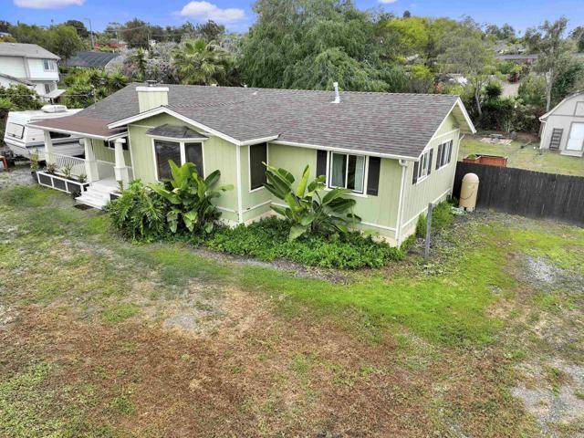 Vista, CA 92081,517 Smilax