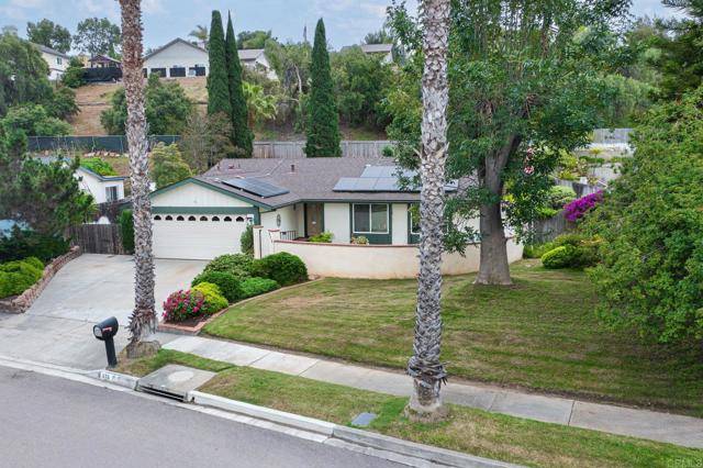 Vista, CA 92084,575 Lynnette Circle