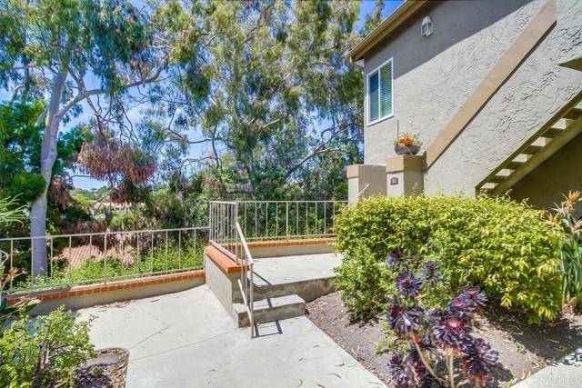 Solana Beach, CA 92075,930 Via Mil Cumbres #50