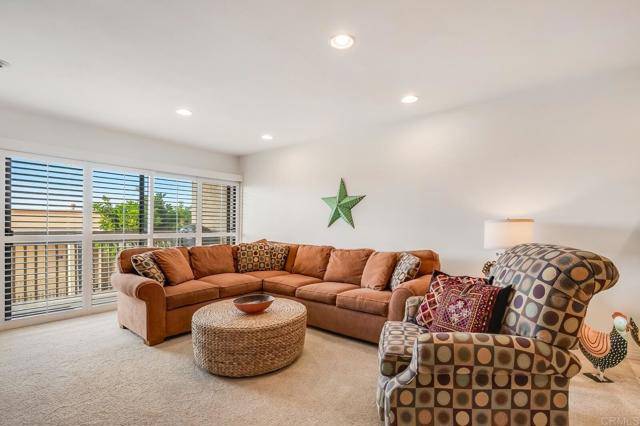 Solana Beach, CA 92075,429 S Sierra Avenue #238