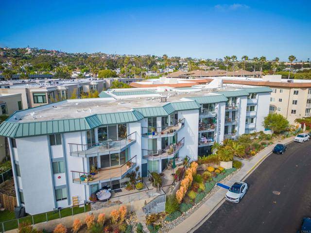 La Jolla, CA 92037,5383 Chelsea St #201