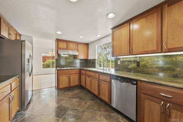 Oceanside, CA 92058,852 Deerfield Court