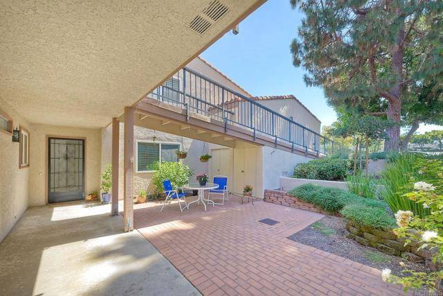 Laguna Woods, CA 92637,3417 Punta Alta #C