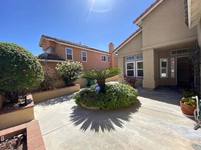 San Diego, CA 92129,9526 Adolphia St