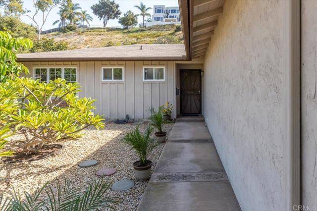 San Diego, CA 92110,4952 Pola Court