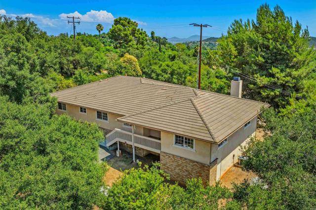 Escondido, CA 92026,25913 Jesmond Dene Road