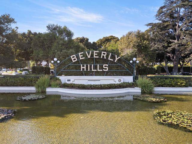 Beverly Hills, CA 90210,321 N Oakhurst Drive ##302