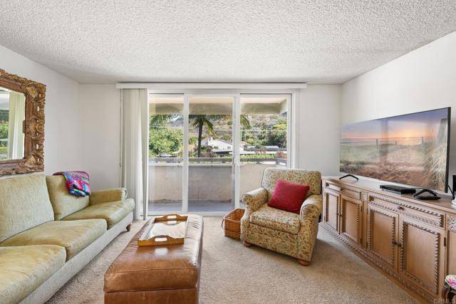 La Jolla, CA 92037,6455 La Jolla Boulevard #146