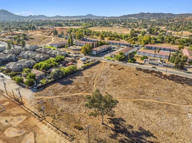 Ramona, CA 92065,3 La Brea