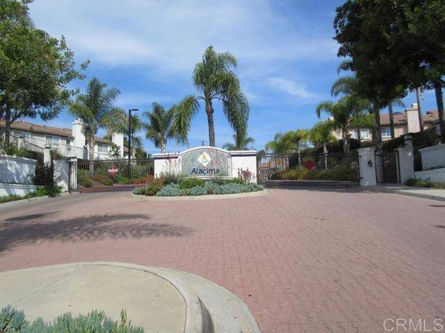 Oceanside, CA 92057,4665 Los Alamos Way #C