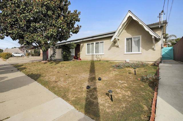 Spring Valley, CA 91977,935 Rangeview Street