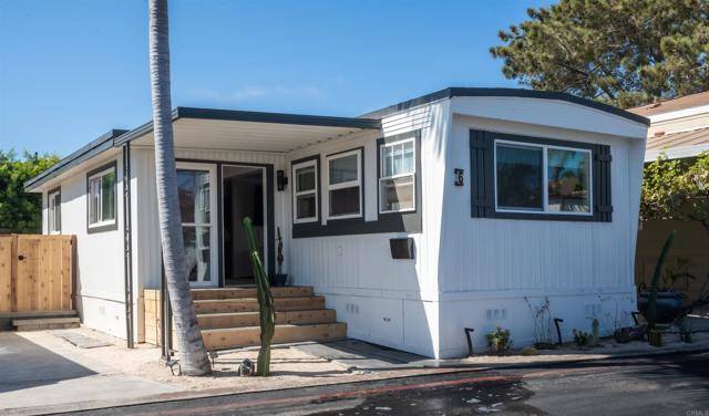 Encinitas, CA 92024,699 N Vulcan #6