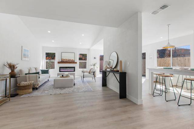 San Marcos, CA 92069,393 Palmac St