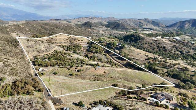 Valley Center, CA 92082,33311 Lilac