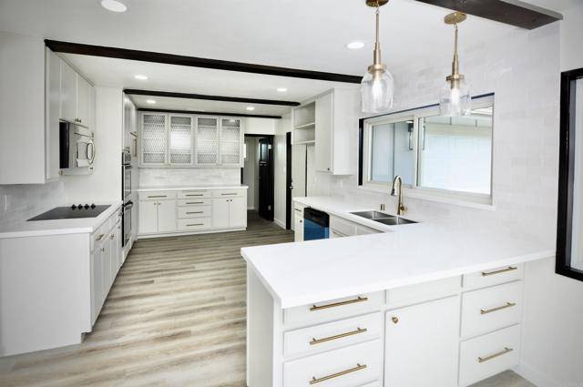 Fallbrook, CA 92028,844 Hamilton Lane