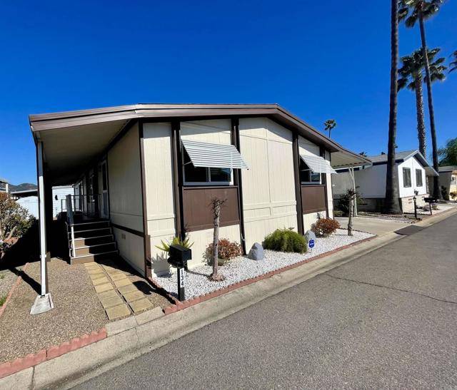 Escondido, CA 92027,2300 E Valley Parkway #134