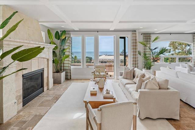 La Jolla, CA 92037,945 Coast Boulevard
