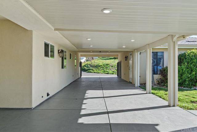 Fallbrook, CA 92028,39255 De Luz Rd