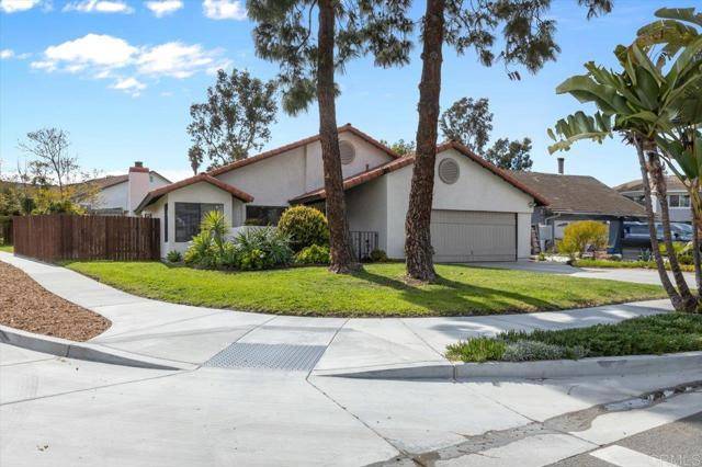 Vista, CA 92083,1776 Felicita Lane