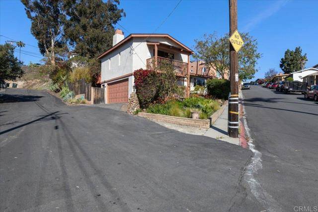 La Mesa, CA 91942,8055 El Capitan Drive