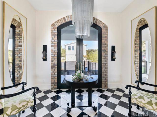 Fallbrook, CA 92028,2255 Via Dulcea