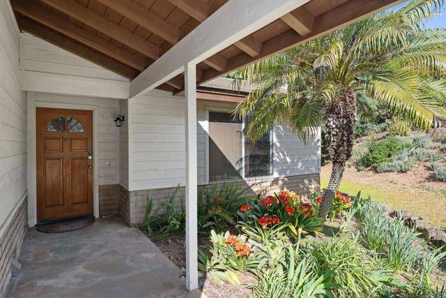 Fallbrook, CA 92028,3819 Foxglove Lane