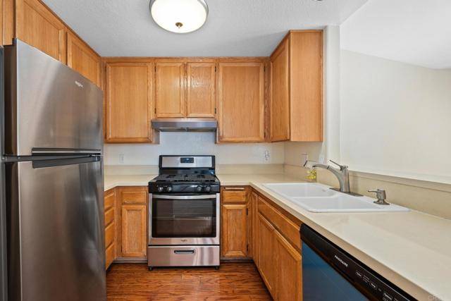 Oceanside, CA 92058,320 Isthmus Way #31
