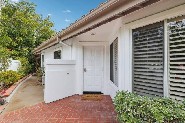 Oceanside, CA 92056,4946 Alicante Way
