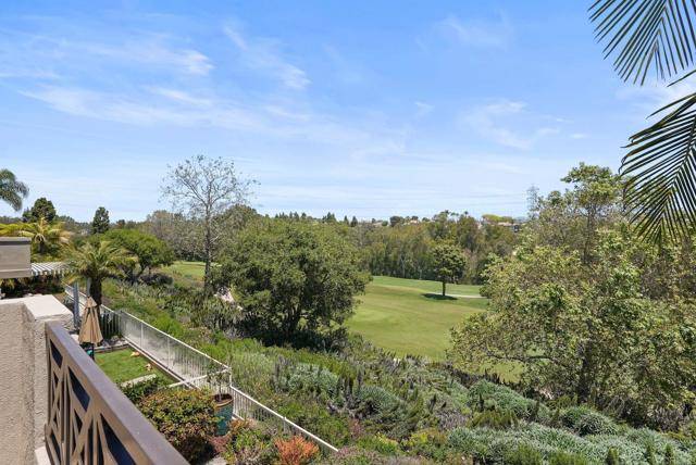 Carlsbad, CA 92011,1636 Cormorant Drive