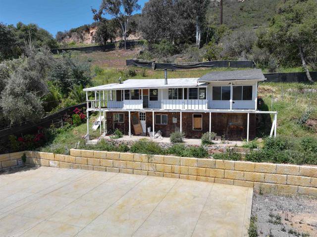 Escondido, CA 92029,9703 Upas Lane