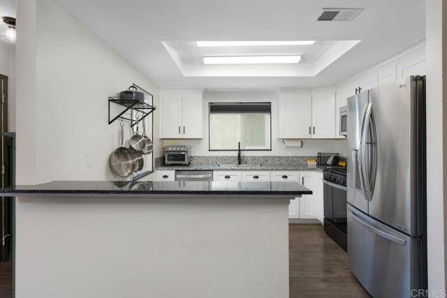 Oceanside, CA 92057,4736 Dalea Place