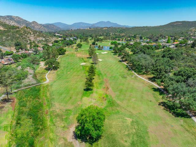 Ramona, CA 92065,15615 Vista Vicente Drive #21