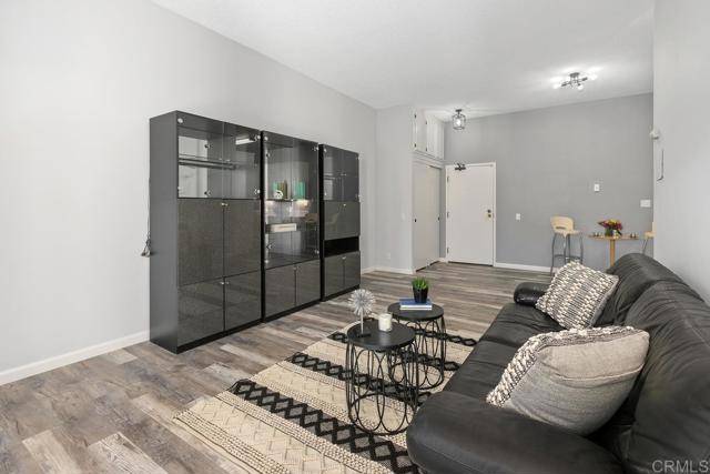 San Diego, CA 92122,8328 Regents Road #1K