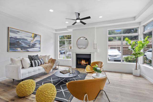 Oceanside, CA 92056,3581 Cameo Drive #35
