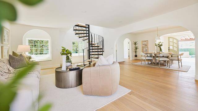 San Diego, CA 92107,3728 Wawona Drive