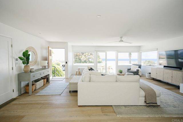 Solana Beach, CA 92075,762 Barbara Ave