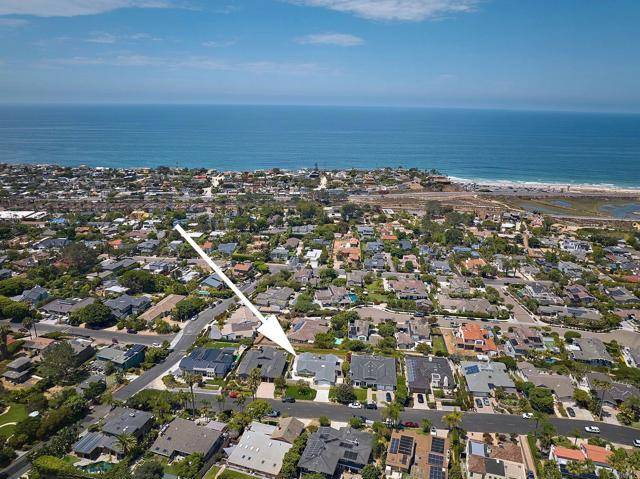 Solana Beach, CA 92075,717 Barbara Ave