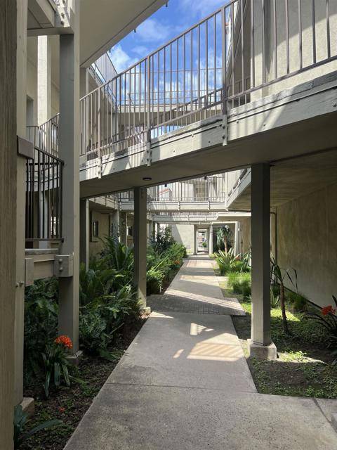 San Diego, CA 92117,5170 Clairemont Mesa Bvld #15